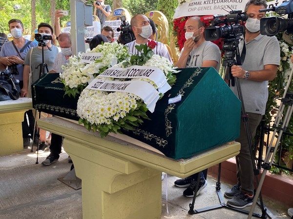 Seyfi Dursunoğlu son yolculuğuna uğurlandı 2