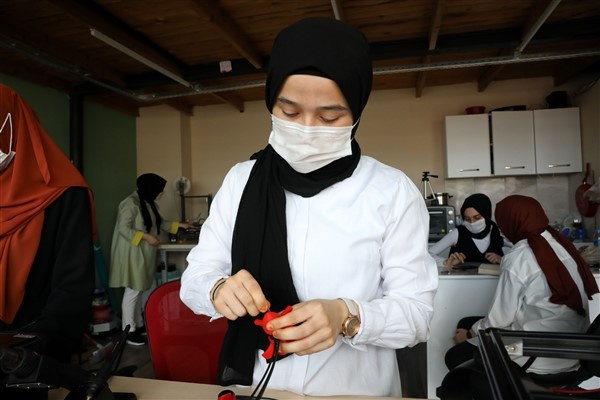 Trabzon'da öğrencilerden su altında giden robot 3