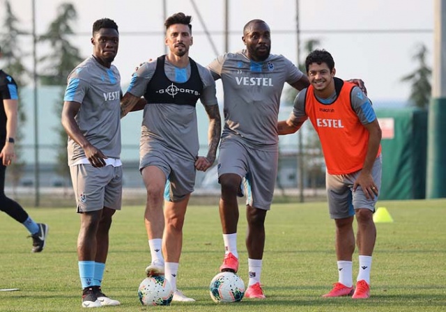 Trabzonspor 34. haftasında oynayacağı Kayserispor maçına hazırlanıyor. 23 Temmuz 2020 8