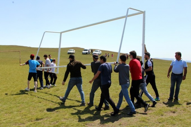 Gümüşhane'de yayla çocukları spora doydu 17