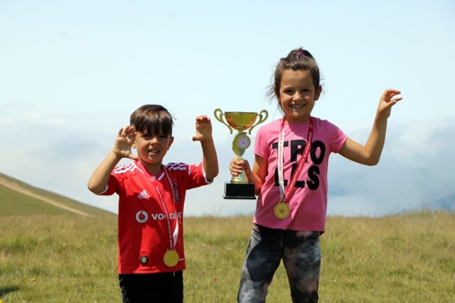 Gümüşhane'de yayla çocukları spora doydu 10