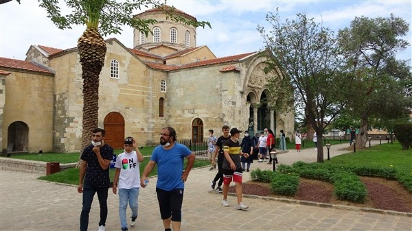 Trabzon'da Ayasofya Cami ziyaretci akınına uğruyor 9