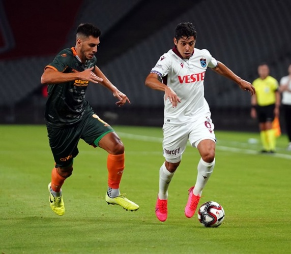 Trabzonspor-Alanyaspor maçında neler oldu? 12