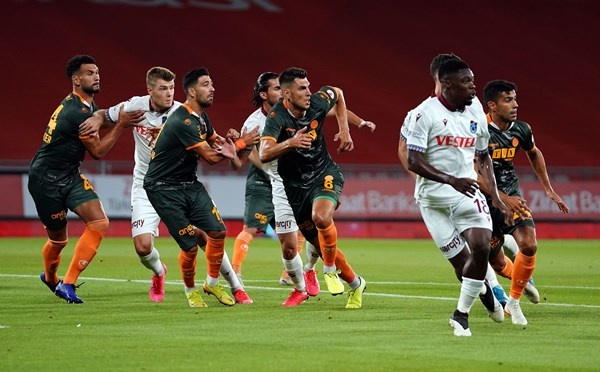 Trabzonspor-Alanyaspor maçında neler oldu? 18