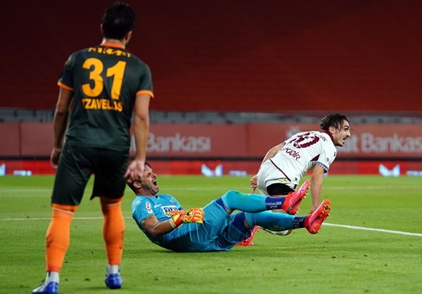 Trabzonspor-Alanyaspor maçında neler oldu? 19
