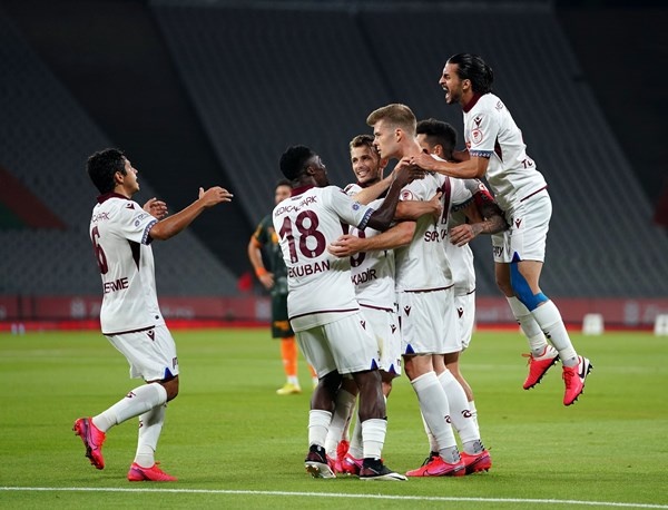 Trabzonspor-Alanyaspor maçında neler oldu? 28