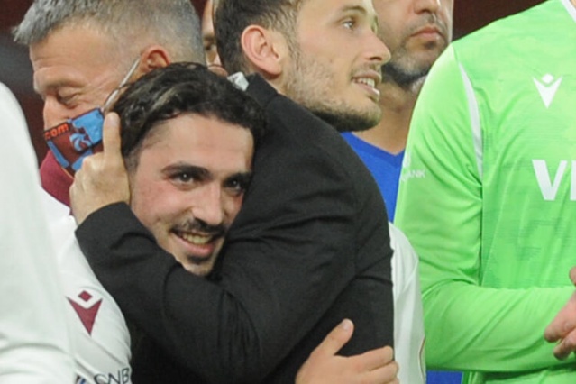 Ahmet Ağaoğlu'nun Ziraat Türkiye Kupası coşkusu 13