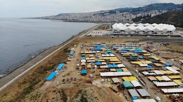 Trabzon'da kurban pazarının gözdesi! Tam Bir Ton100 Kilo 10