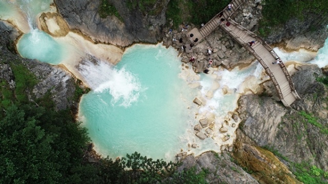 Mavigöl kendine hayran bırakıyor 3