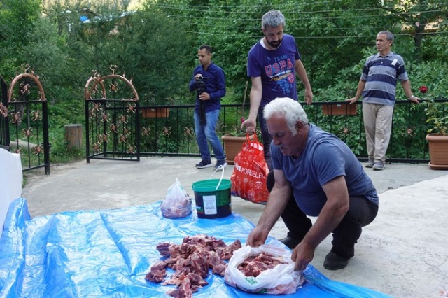 300 yıllık kurban geleneği yaşatılıyor 7