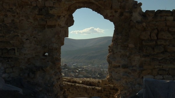 Bayburt Kalesi'nde tarihi kalıntı ve eserlere ulaşıldı 5