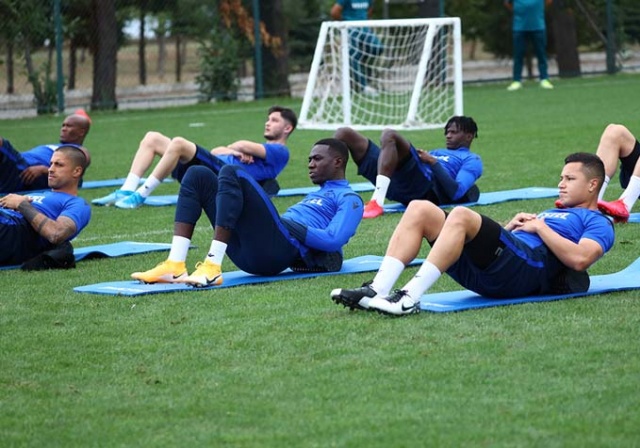 Trabzonspor Eddie Newton yönetimindehazırlıklarını sürdürüyor. 18 Ağustos 2020 10