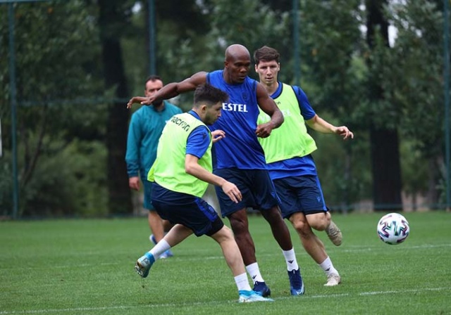 Trabzonspor Eddie Newton yönetimindehazırlıklarını sürdürüyor. 18 Ağustos 2020 27