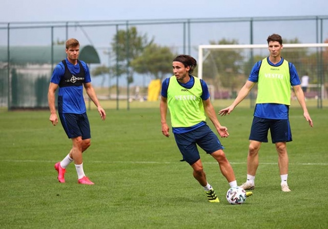 Trabzonspor Eddie Newton yönetimindehazırlıklarını sürdürüyor. 18 Ağustos 2020 29