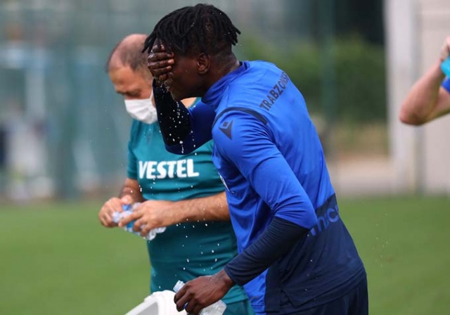 Trabzonspor Eddie Newton yönetimindehazırlıklarını sürdürüyor. 18 Ağustos 2020 15