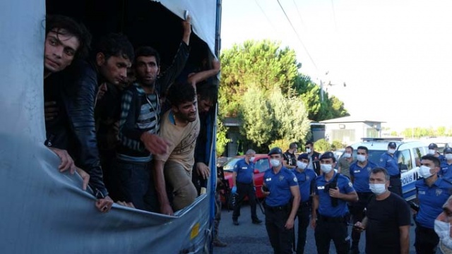 Karadeniz Sahil Yolunda 115 göçmen ölmek üzereyken böyle bulundu 12