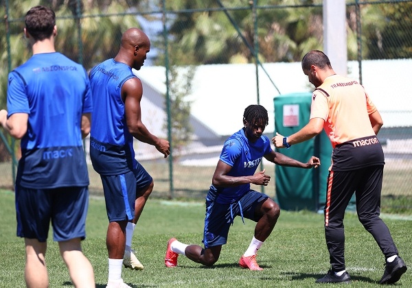 Trabzonspor'da testler sürüyor 13