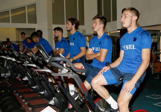 Trabzonspor Eddie Newton yönetiminde kuvvet depoladı 9