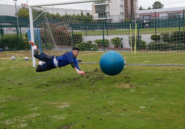 Trabzonspor Eddie Newton yönetiminde kuvvet depoladı 6