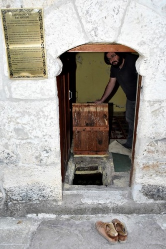 Türbesi de hayatı da ilgi çekiyor 7