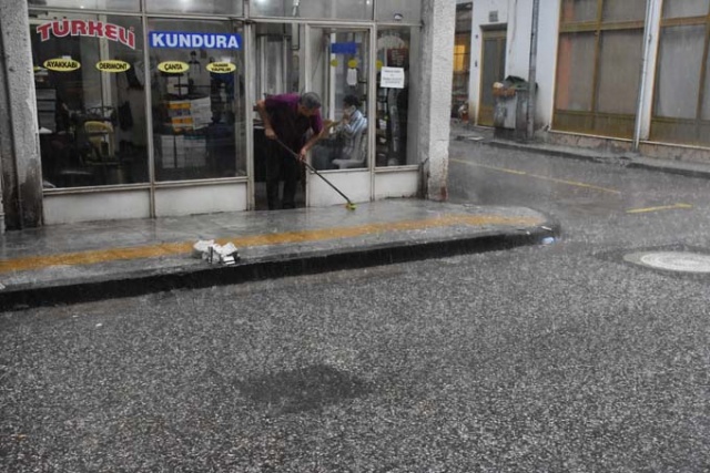 Doğu Karadeniz'i şiddetli yağış vurdu 5