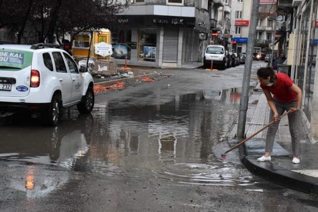Doğu Karadeniz'i şiddetli yağış vurdu 8