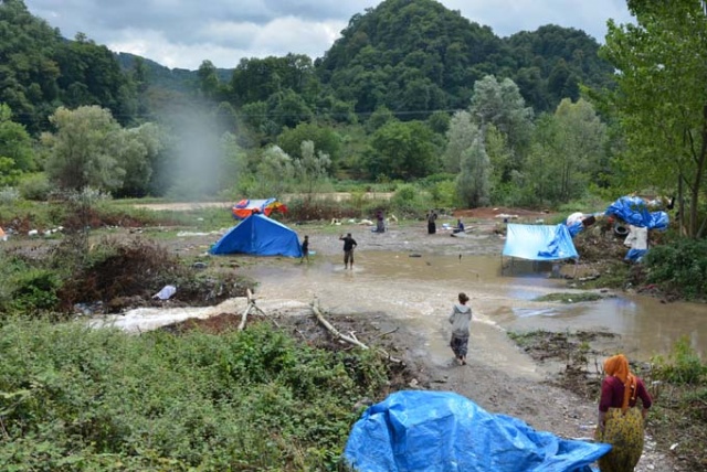 Doğu Karadeniz'i şiddetli yağış vurdu 13