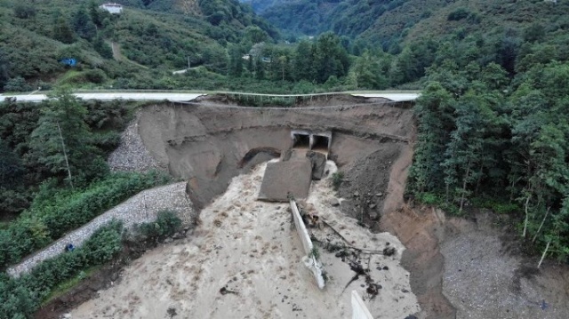 Giresun'da 5'i jandarma 6 kişinin kaybolduğu yer görüntülendi. Foto Haber. 9