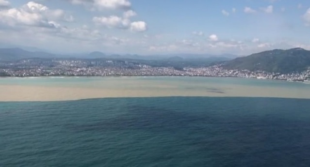 Karadeniz çamur denize dönüştü 5