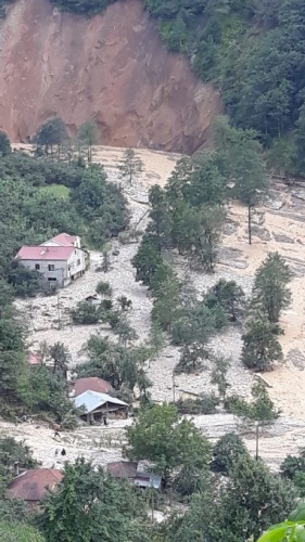 Yağlıdere'de köylere ulaşılmaya çalışılıyor 3