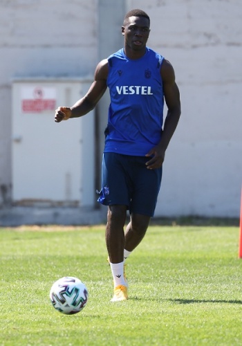 Trabzonspor Yeni sezon hazırlıklarını Mehmet Ali Yılmaz Tesisleri'nde sürdürüyor. 11