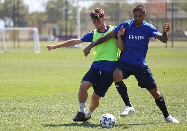 Trabzonspor Yeni sezon hazırlıklarını Mehmet Ali Yılmaz Tesisleri'nde sürdürüyor. 9