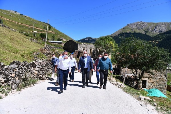 Başkan Zorluoğlu Santa Grup Yolu'nda incelemelerde bulundu 2