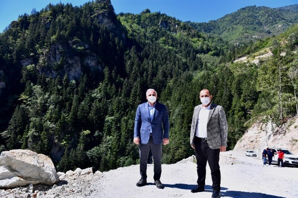 Başkan Zorluoğlu Santa Grup Yolu'nda incelemelerde bulundu 4