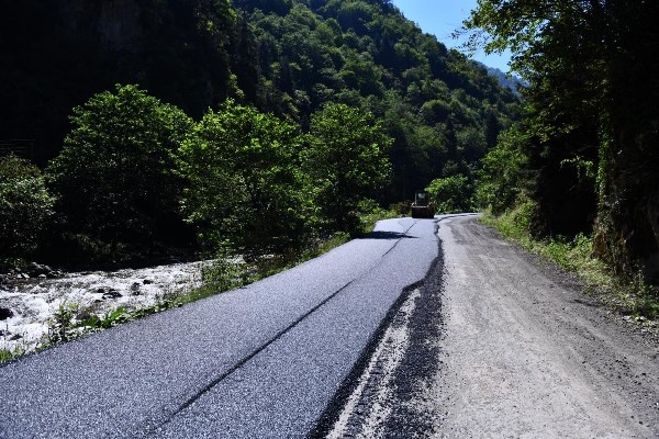Başkan Zorluoğlu Santa Grup Yolu'nda incelemelerde bulundu 5