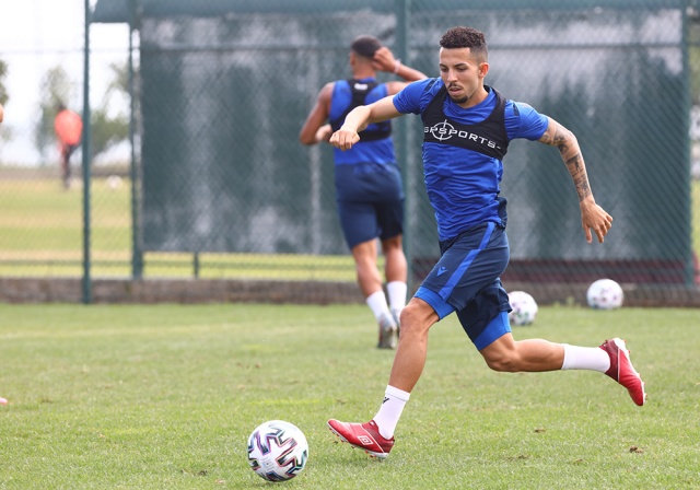 Fırtına’da Sabah Mesaisi: Dayanıklılık ve Kondisyon Ön Planda 9