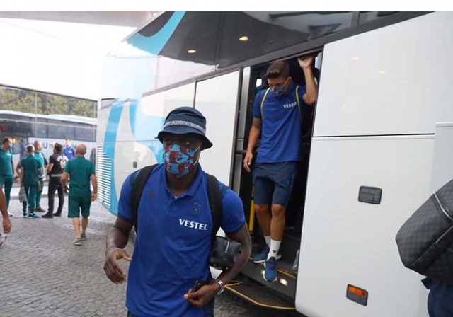 Trabzonspor'a Samsun'da coşkulu karşılama 4