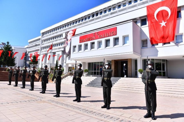 Trabzon'da 30 Ağustos Zafer Bayramı kutlandı. 30 Ağustos 2020 13