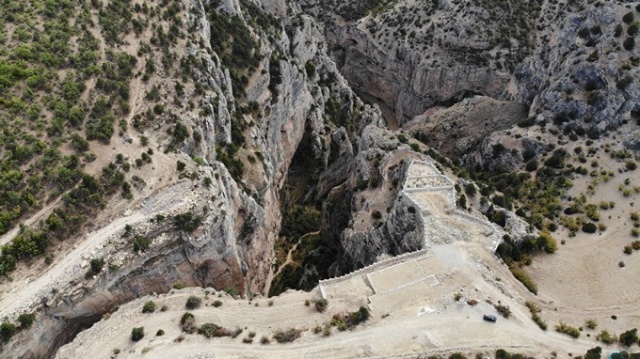 “Cehennem Deresi’nde cennet yaşanıyor” projesi tepki topladı 13