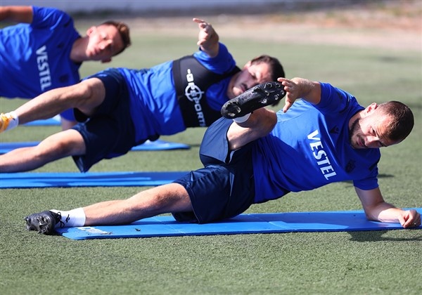 Trabzonspor'da Eddie Newton  hazırlıklar sürüyor. 1 Eylül 2020 13