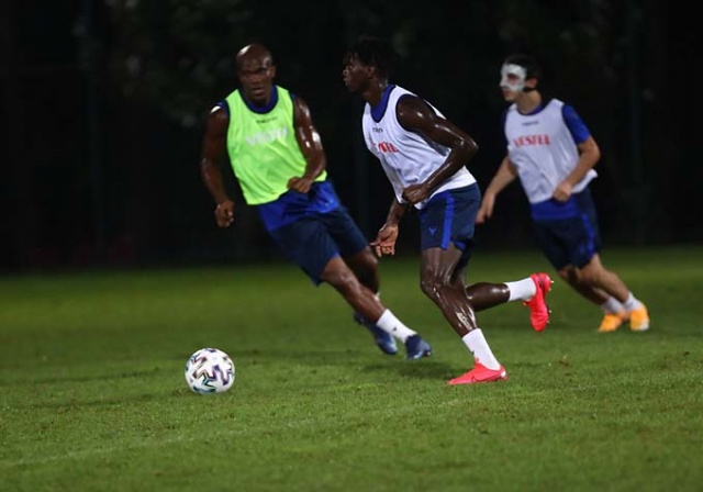 Trabzonspor, Süper Lig hazırlıklarını taktik çalışmayla sürdürdü 11