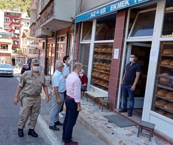 Trabzon’da 18 ilçede eş zamanlı Koronavirüs denetimi 15