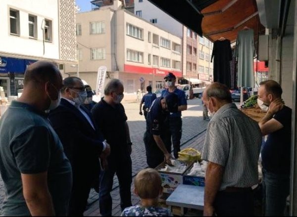 Trabzon’da 18 ilçede eş zamanlı Koronavirüs denetimi 33