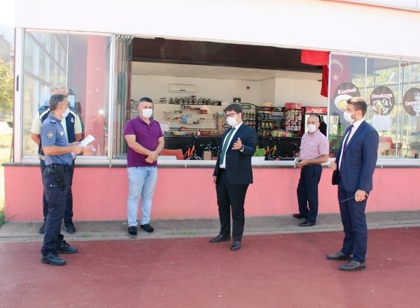 Trabzon’da 18 ilçede eş zamanlı Koronavirüs denetimi 43