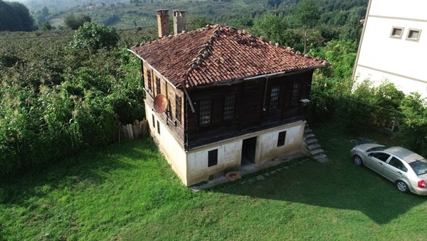 150 yıllık evler hala ayakta! Çimento ve çivi kullanılmadan yapıldılar 6