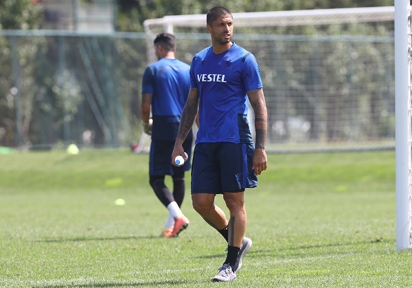 Trabzonspor Beşiktaş hazırlıklarına başladı 25