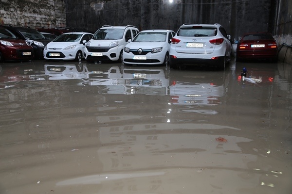 Ordu'yu sağanak vurdu 13