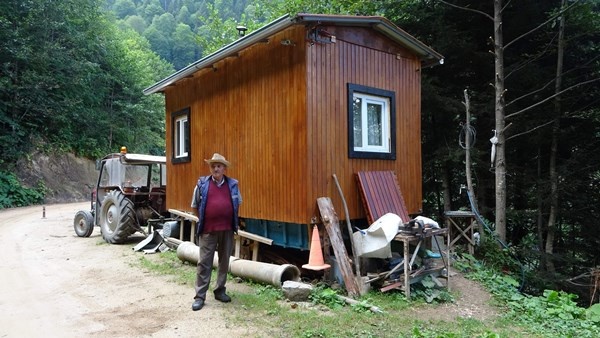 İlkokul mezunu tır şoförü yaptıkları ile mühendisleri aratmıyor 11