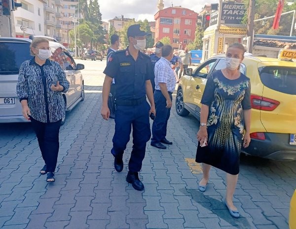 Trabzon’da koronavirüs denetimleri 42