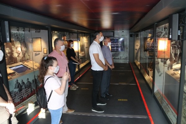 Çanakkale Savaşları Mobil Müzesi Akçaabat'ta 4